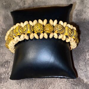 Yellow and Cream Beaded Bracelet